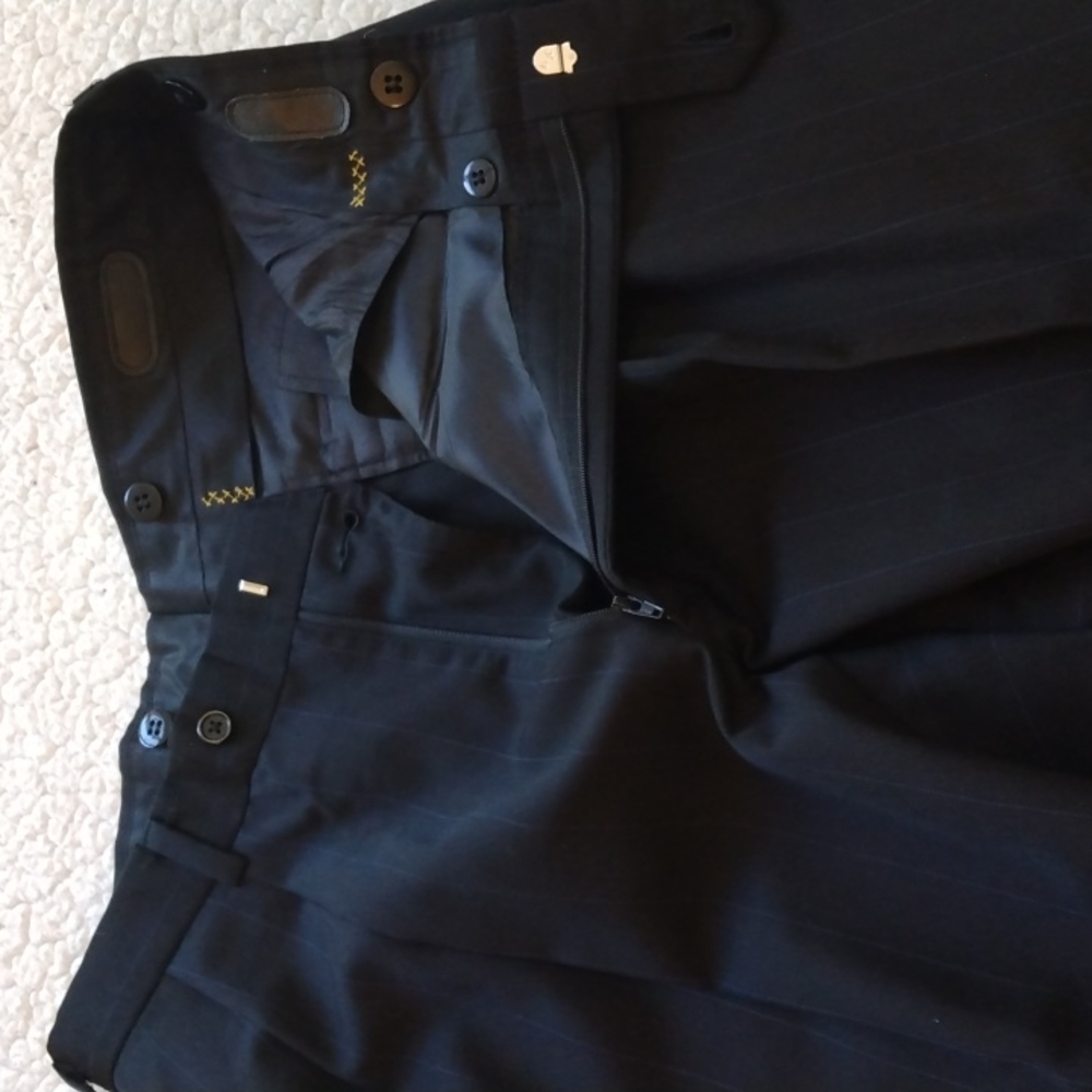 Hart Schaffner Marx Gold Trumpeter Black + Blue Pinstripe Suit 41R - Picture 11 of 13